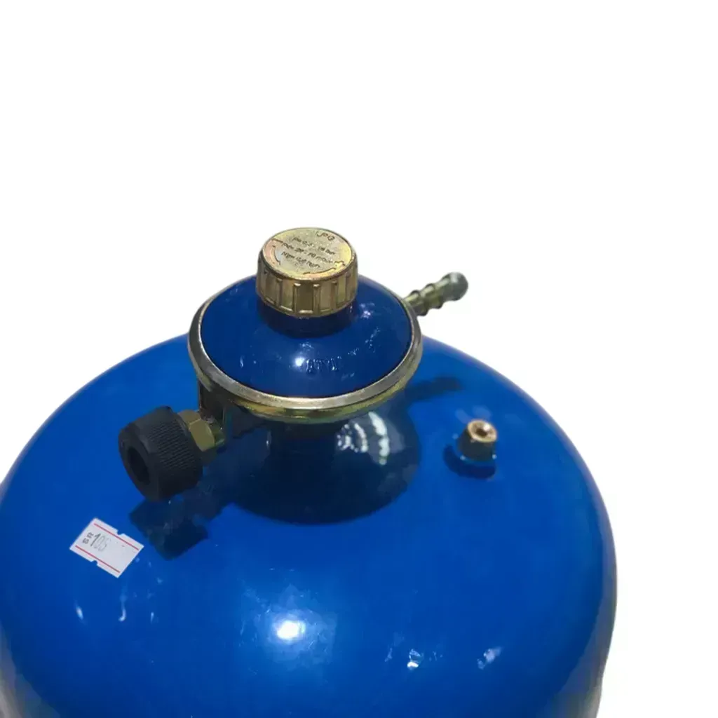 italian-low-pressure-gas-regulator-for-camping-gas-cylinders